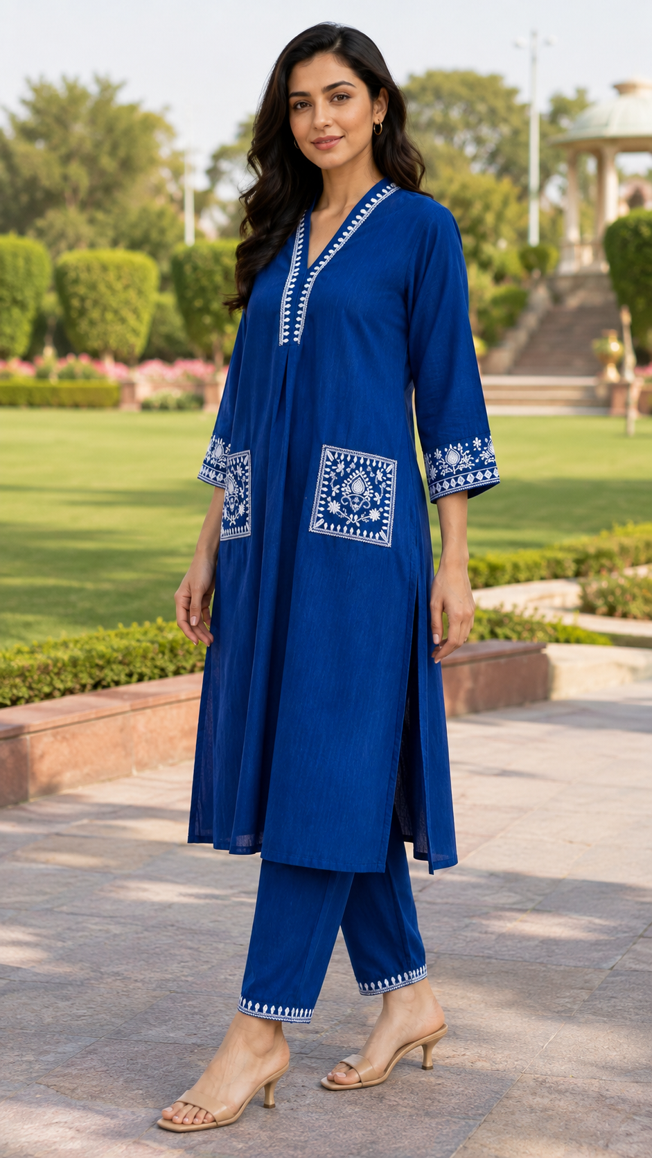 Neela Chand Kurta Set